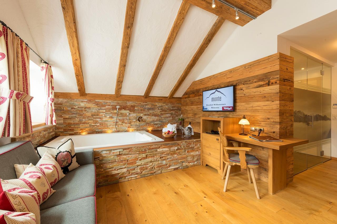 Alpinhotel Monte Superior - Silvretta Card Premium Betrieb Galtür エクステリア 写真